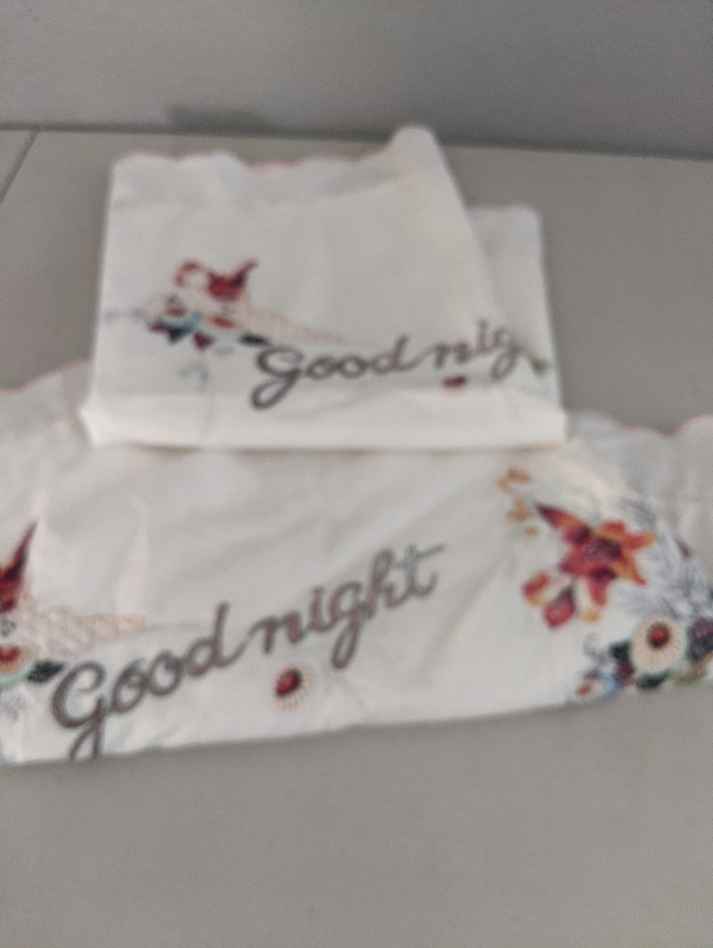 Vintage Retro Rare Embroidered Pillowcases Floral Bird Decor Bedding Collectible